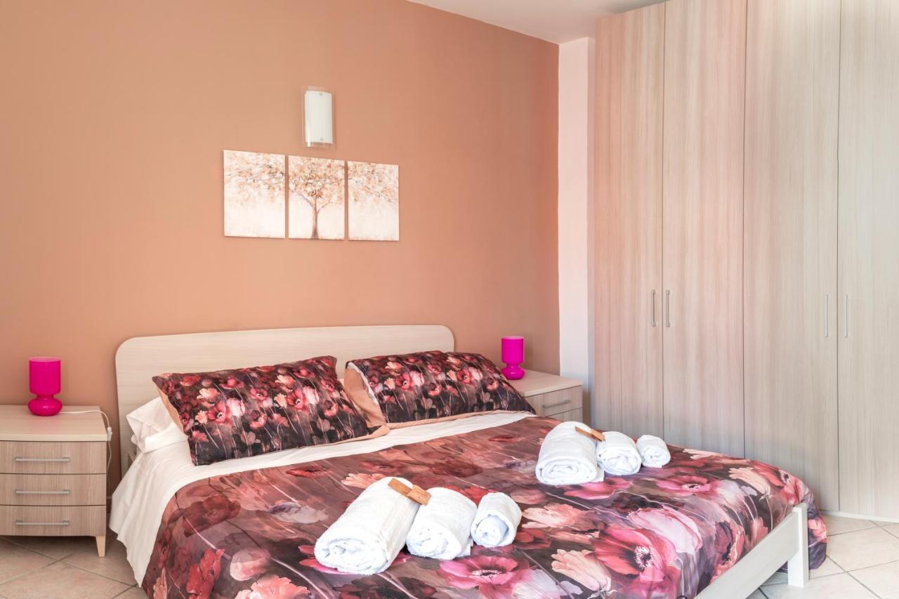 A 2 Passi Da Alba With 6 Beds Apartamento Rodello Exterior foto