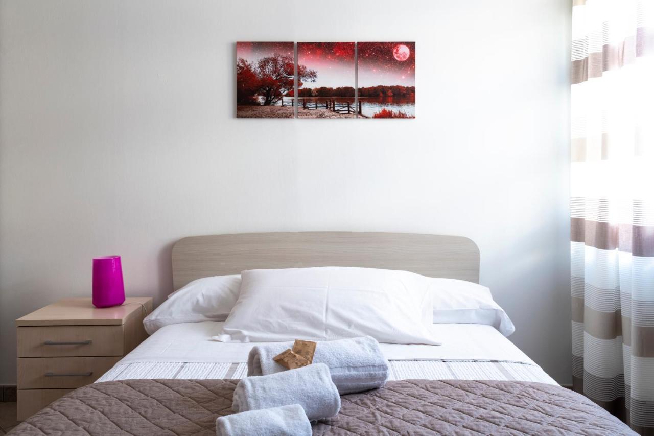 A 2 Passi Da Alba With 6 Beds Apartamento Rodello Exterior foto